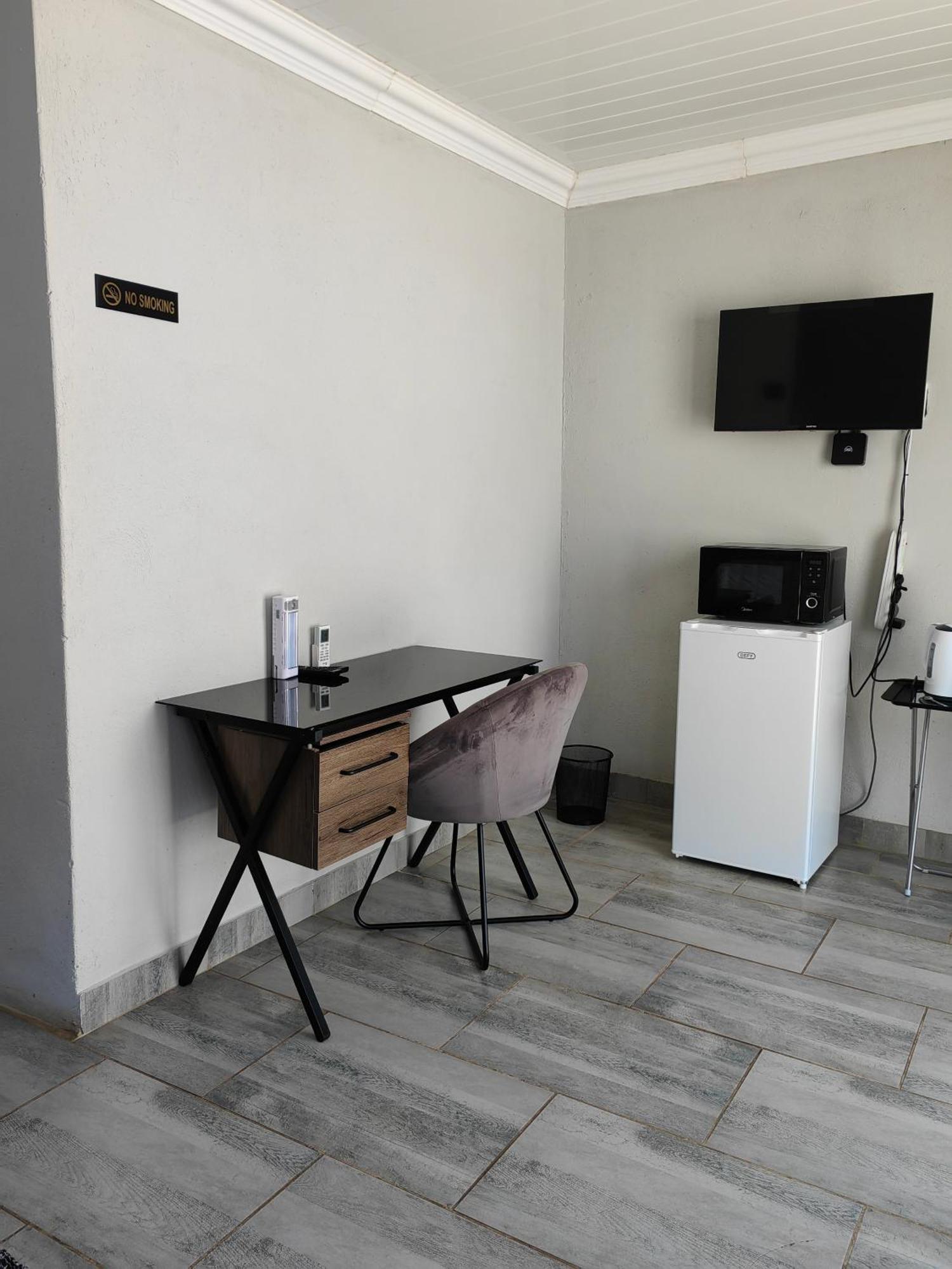 Back Of The Moon Guesthouse Kuruman Kültér fotó
